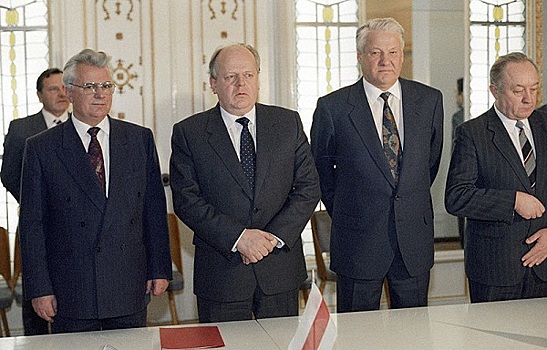 «Беловежские соглашения выбросила уборщица»: что случилось с документом, который развалил СССР