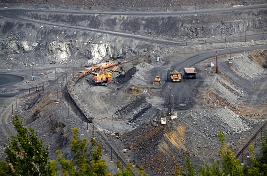 На Лебединском руднике Курской магнитной аномалии обустроят новые участки добычи железной руды