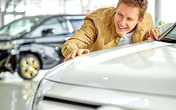 Авторынок встал: почему февраль не стал месяцем роста