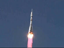 Первый в мире киноэкипаж вылетел на МКС