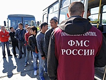 Совфед поддержал поправки об обязанностях мигрантов и их высылке