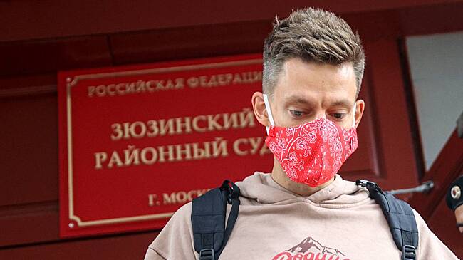 Счетами Юрия Дудя* заинтересовались судебные приставы