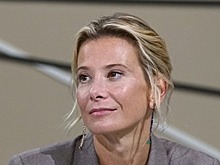 Юлия Высоцкая вышла на новую работу