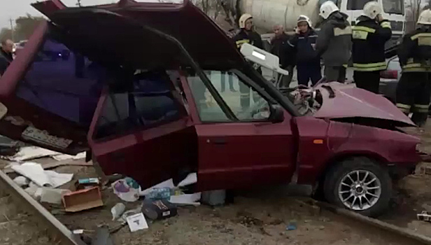 Водитель без прав устроил в Волжском смертельную аварию. Видео