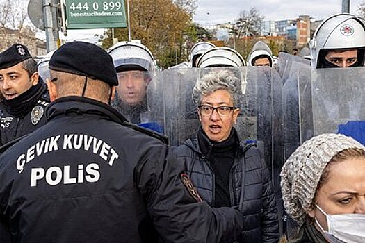 Турецкая оппозиция соберет митинг несогласных с приговором мэру Стамбула