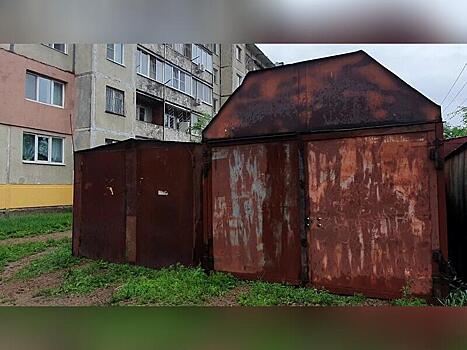 В Чите приказали все гаражи перекрасить в серый цвет