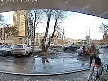 В Челябинске мужчина преследовал школьницу до подъезда, но остановился