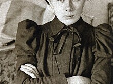 Сто лет комсомолу: легкая кавалерия атакует школу