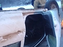 В Курской области водитель легковушки пострадал при столкновении с КамАЗом