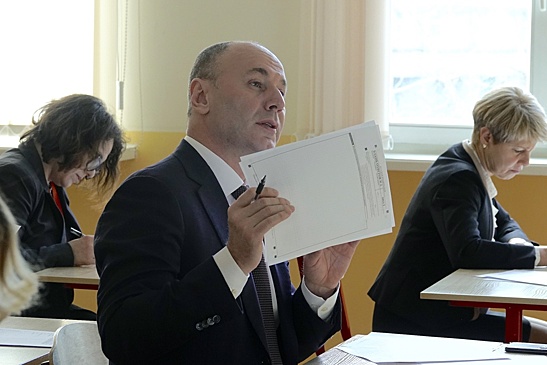 Глава Рособрнадзора Анзор Музаев: К чему готовиться выпускникам 2024 года