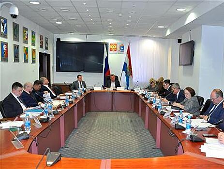 В губернской думе обсудили бюджетные проектировки на развитие промышленности Самарской области