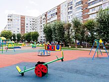 В Советском районе Красноярска продолжается благоустройство дворов при поддержке РУСАЛа