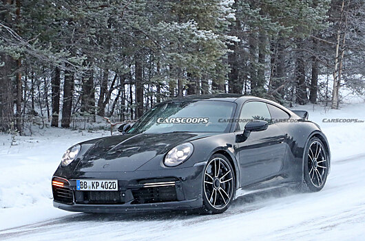 Обновленный кабриолет Porsche 911 2024 года впервые появился перед фотошпионами