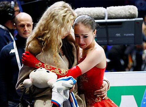 Камила Валиева возвращается, но отдельно от Этери Тутберидзе – в школе Татьяны Навки. Комментарий Александра Жулина: «Не понимаю»