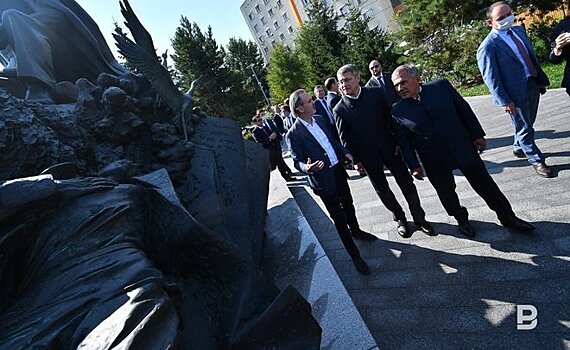 Радий Хабиров: "Мустай Карим любил Татарстан и выступал за братскую дружбу"