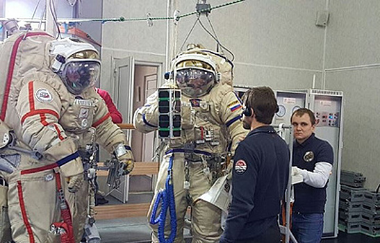 Российские космонавты отработали на Земле запуск напечатанного на 3D-принтере наноспутника