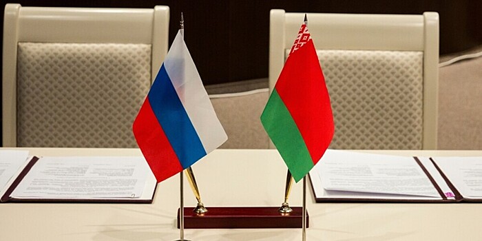 День единения народов Беларуси и России: как реализуются совместные проекты в Союзном государстве?