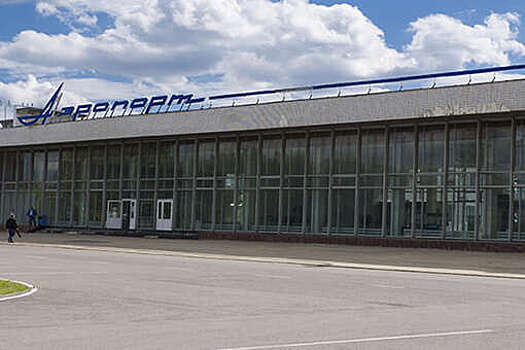 Аэропорт Тамбова временно прекратил принимать и отправлять самолеты