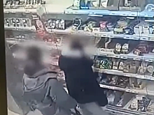 Троих девочек-подростков подозревают в краже более 50 пачек сыра из магазина Ижевска