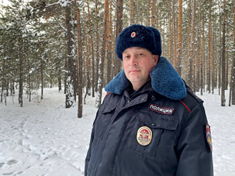 В Бурятии участковый уполномоченный полиции спас замерзавшую в поле семейную пару