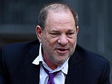 От помощниц до Анджелины Джоли: какие женщины упекли всесильного Вайнштейна в тюрьму