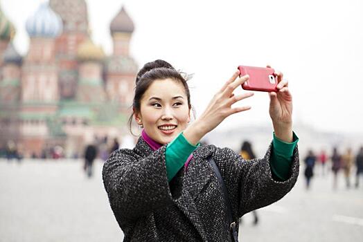 Более 194 тысяч групповых туристов из Китая посетило Москву в I полугодии