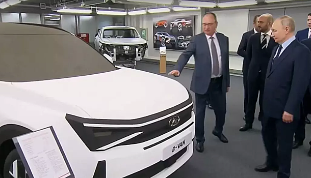 АвтоВАЗ показал макет минивэна на платформе Lada Vesta