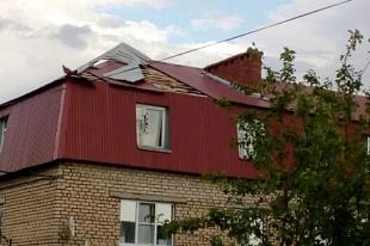 Новосибирец упал на стройке, сорвавшись с крыши