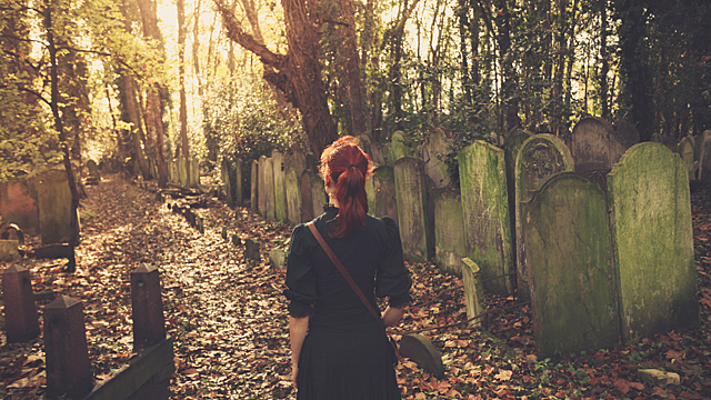 Что будет, если вы случайно наступили на могилу