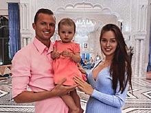 У Дмитрия Тарасова родилась третья дочка