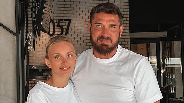 Свежее видео Курбана Омарова с возлюбленной возмутило его подписчиков