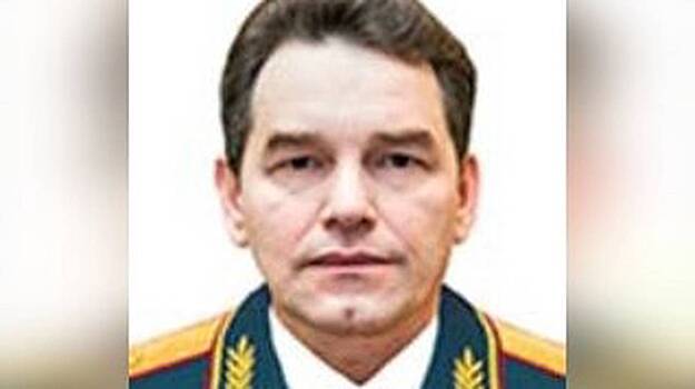 При взрыве машины в Москве пострадал генерал-майор Сарваров