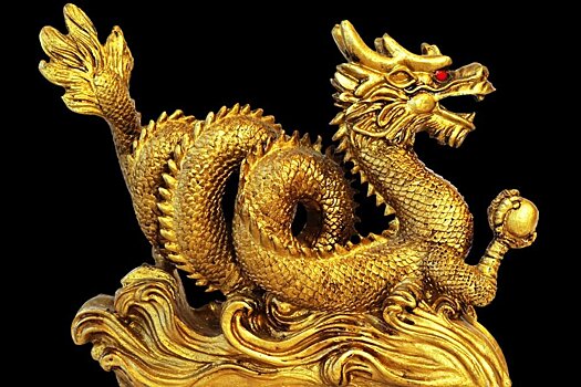 В монгольской гробнице найдены "золотые драконы"