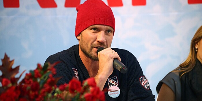 Олимпийскому чемпиону по фигурному катанию Роману Костомарову – 46
