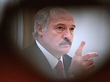 "Быть беде": Лукашенко вспомнил, как уезжала Тихановская