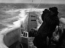 Подлодка К-1 честно воевала и братской могилой лежит в Баренцевом море