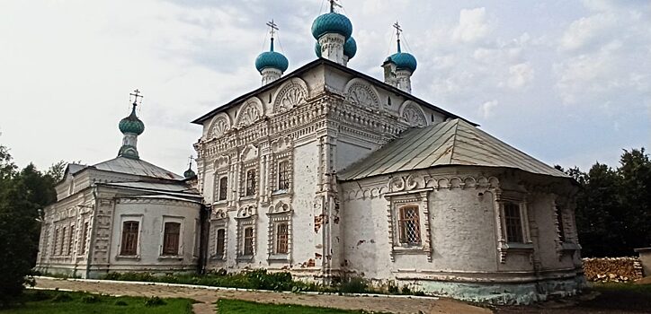 Российские древности: Екатерининская церковь в Слободском