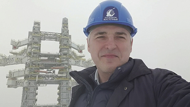 Глава Ноябрьска встретил 12 апреля на космодроме «Восточный»