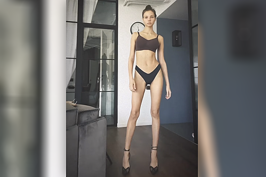 Модель Алеся Кафельникова опубликовала фотографию в нижнем белье