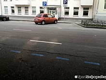 Центр Екатеринбурга расчертили синей краской