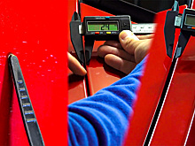 Кривые стыки и дрянная покраска: чем еще "порадовала" Tesla Model 3