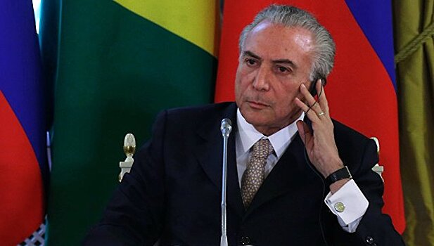 Адвокат президента Бразилии требует отстранить от работы генпрокурора