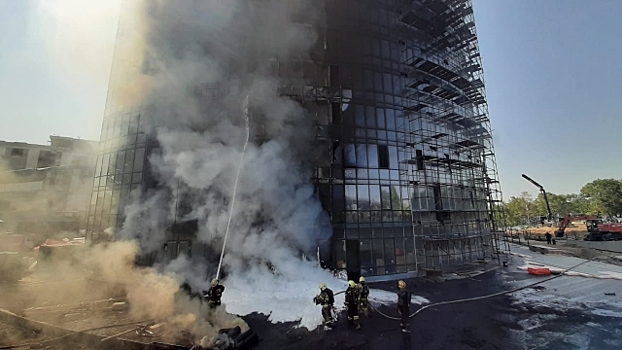 В Воронеже произошел пожар в строящемся многоэтажном доме