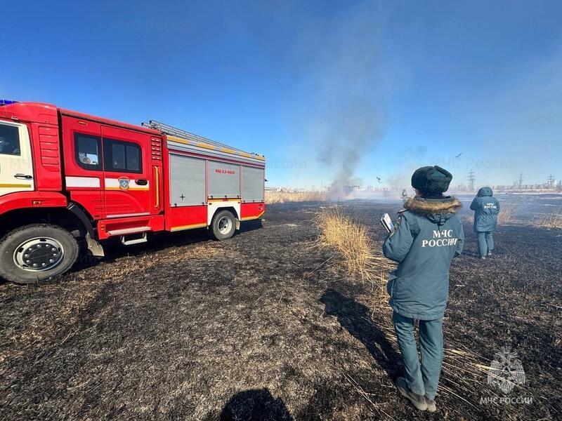 Более 30 пожаров ликвидировали сотрудники МЧС