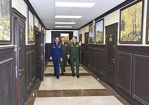 Заместитель Министра обороны генерал-лейтенант Юнус-Бек Евкуров посетил Краснодарское высшее военное училище имени генерала армии С.М.Штеменко