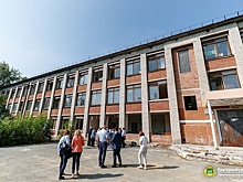 В столице Урала под угрозой срыва оказался капремонт двух школ