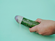 "Разрушает жизнь": психолог Вафин объяснил опасность частой мастурбации