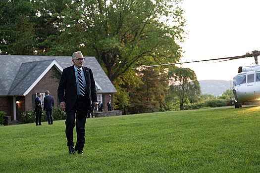 Трейлер: Роберт Де Ниро в образе экс-президента США в сериале "Нулевой день"