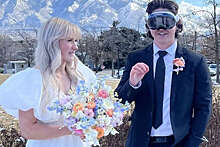 Жених пришел на свадьбу в очках Apple Vision Pro и разозлил невесту