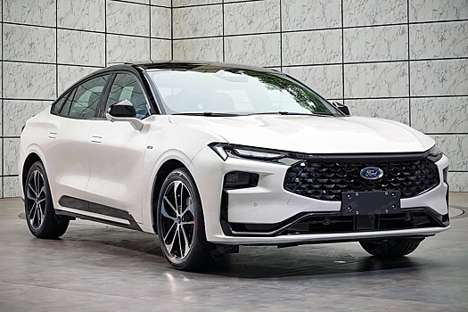 Они потеснили бы Toyota Camry. Если бы продавались в России